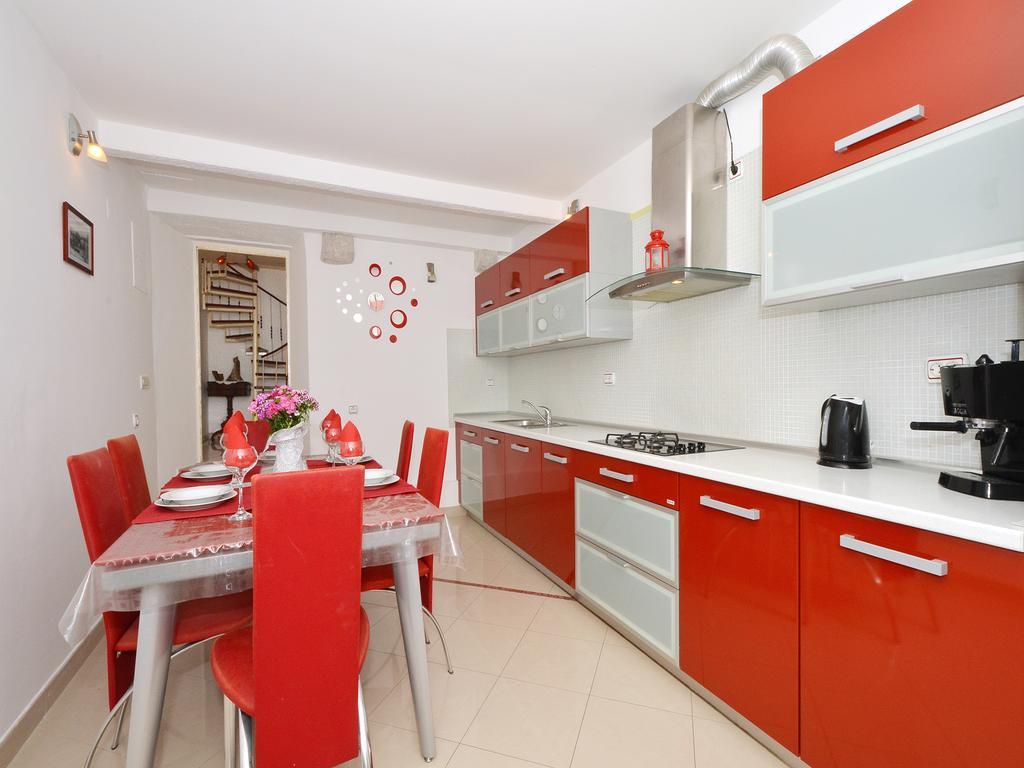 Apartment Nikolina Trogir Exterior foto
